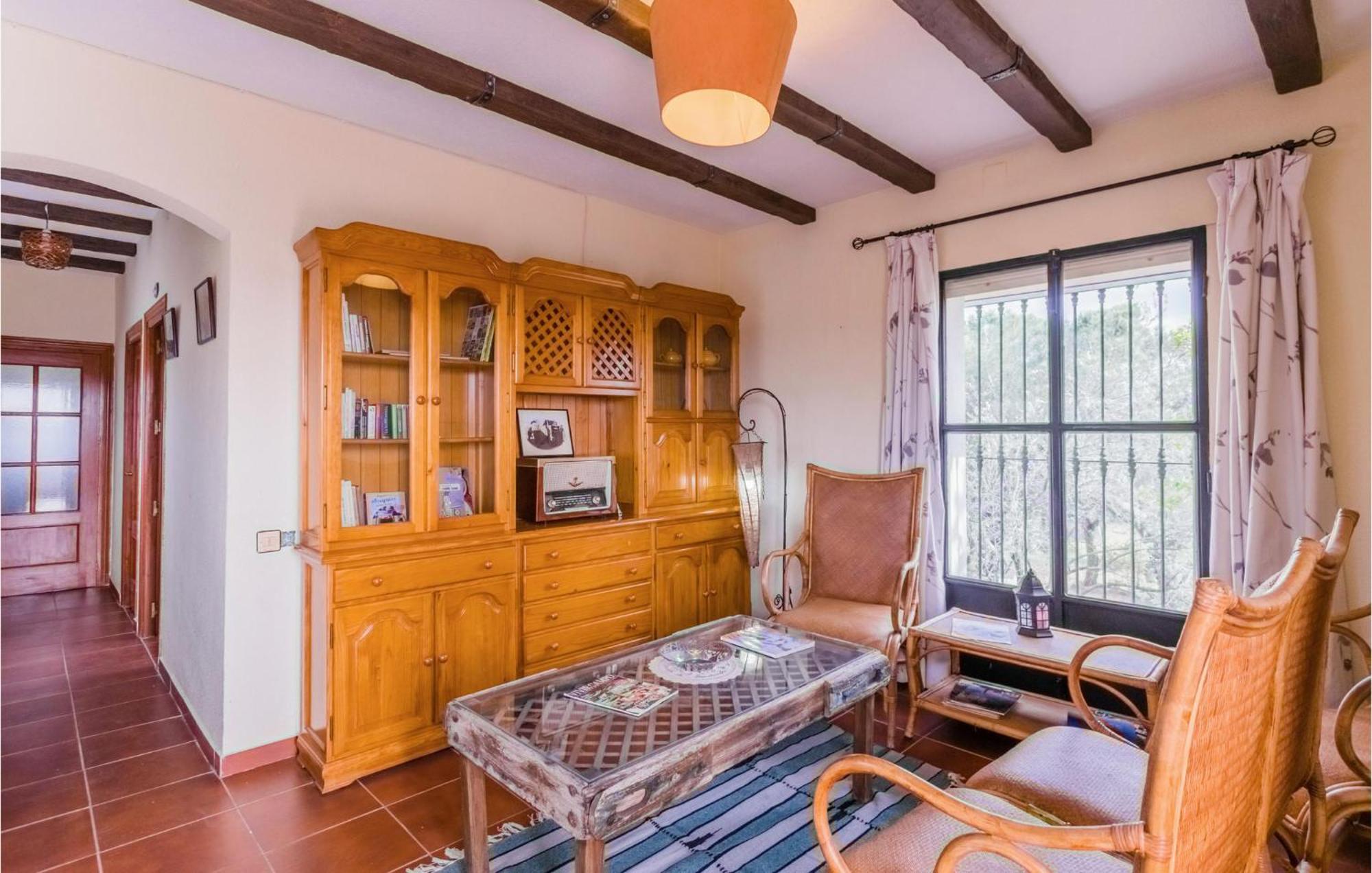 Gorgeous Home In Aldeaquemada With Swimming Pool 외부 사진
