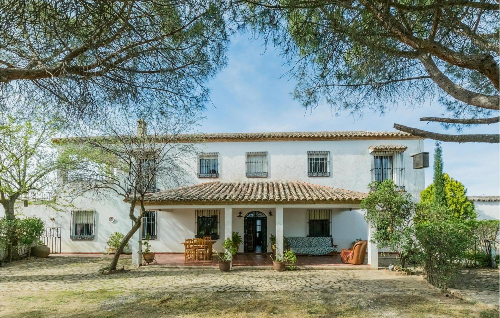 Gorgeous Home In Aldeaquemada With Swimming Pool 외부 사진