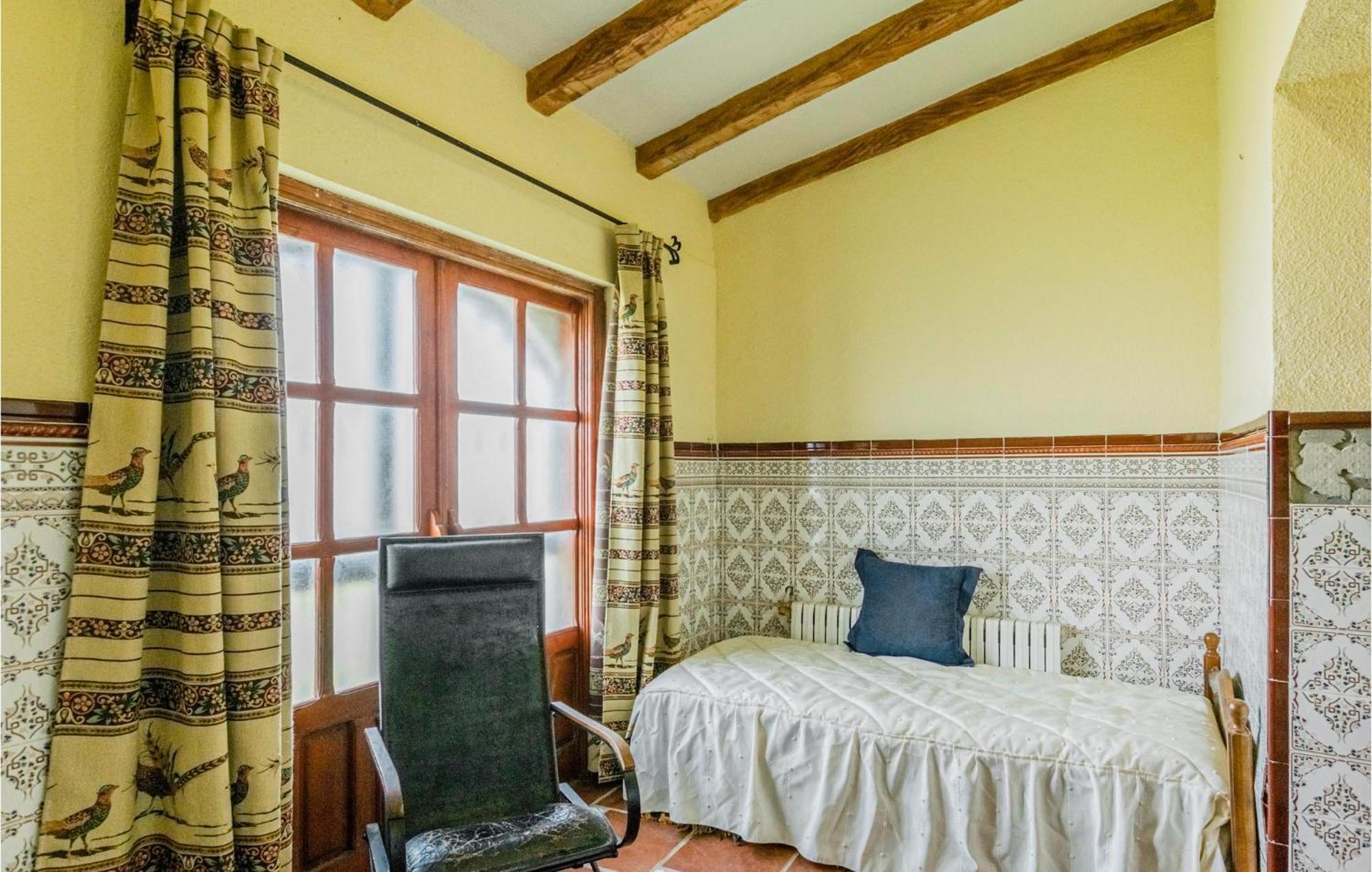 Gorgeous Home In Aldeaquemada With Swimming Pool 외부 사진